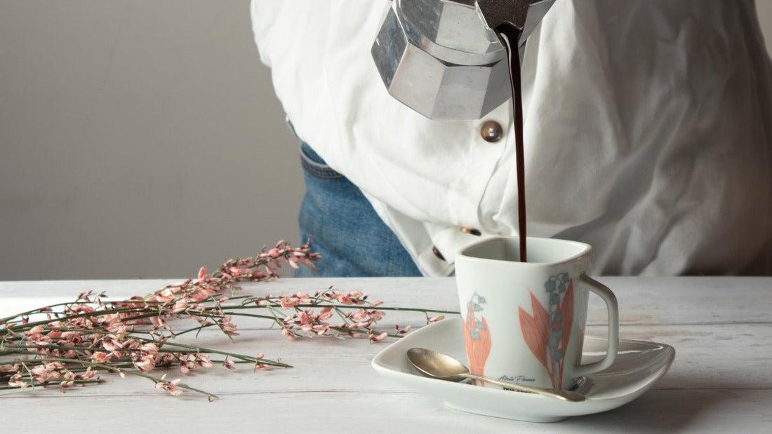 The benefits of coffee: a cup of health and pleasure - MOGI